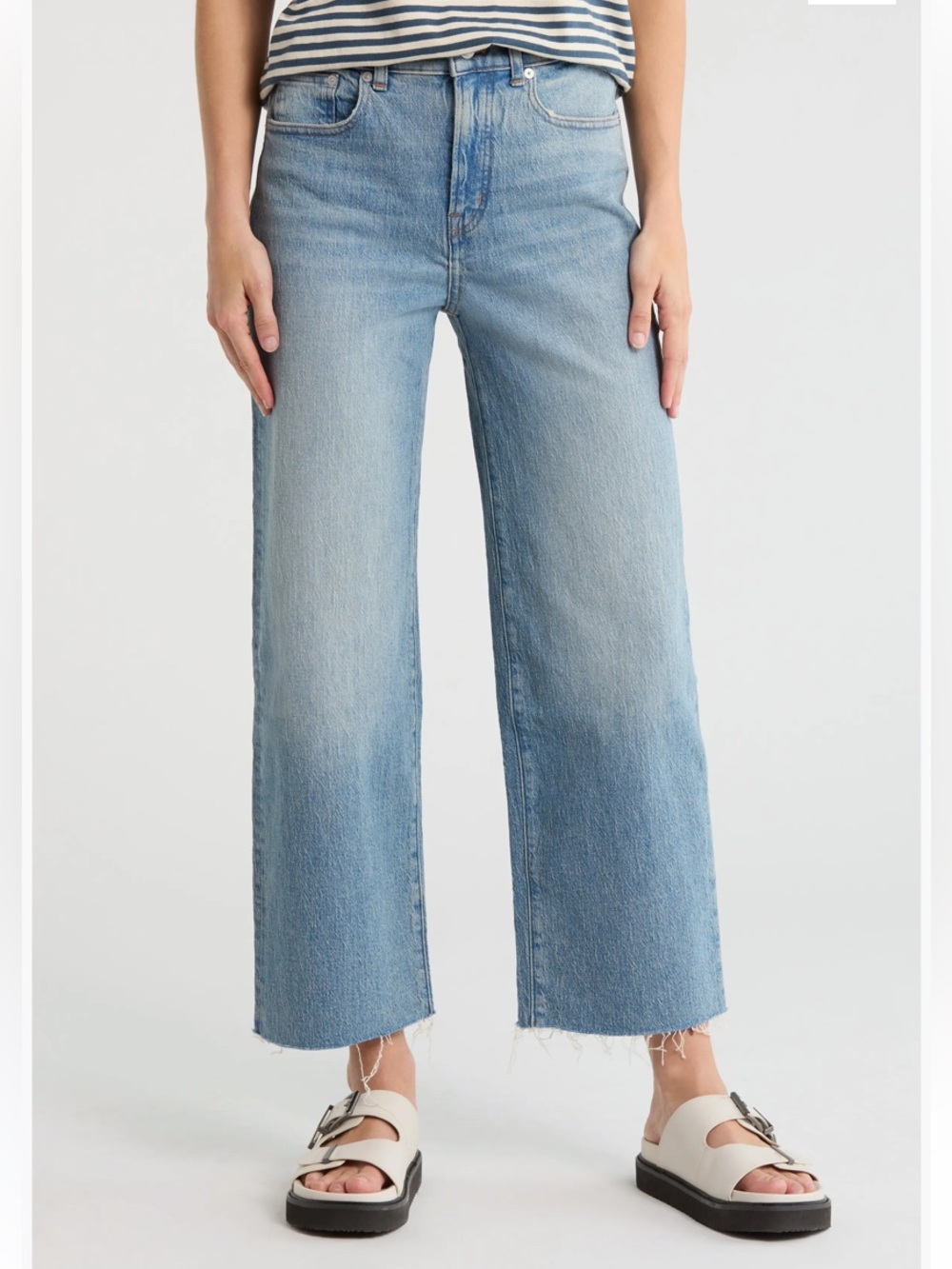 Madewell Light Blue Cropped Frayed-Hem Jeans